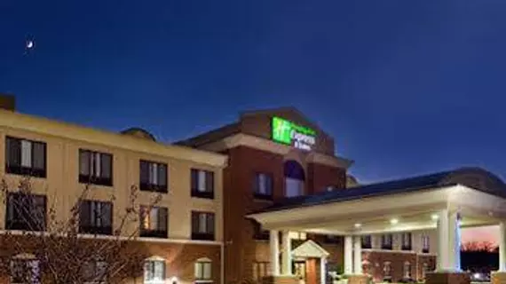 Holiday Inn Express Hotel & Suites Logansport | Indiana - Kokomo (ve civarı) - Logansport