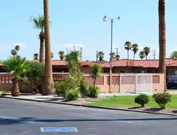 El Rancho Dolores Motel | Kaliforniya - San Bernardino County - Twentynine Palms (ve civarı) - Twentynine Palms