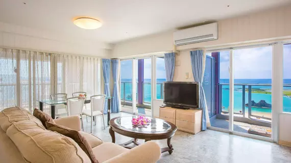 Beachside Condominium | Okinava (idari bölge) - Kunigami - Okinawa (ve civarı) - Chatan