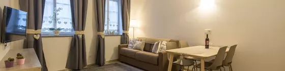 Tivoli Apartments | Trentino-Alto Adige - Güney Tirol (il) - Bolzano - Eski Kent