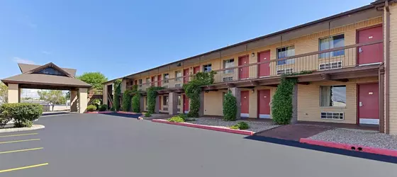 Americas Best Value Inn Midtown Albuquerque | New Mexico - Albuquerque (ve civarı) - Albuquerque - Albuquerque Merkezi