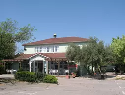 Fast Hotel Montpellier Baillargues | Occitanie - Herault (bölge) - Montpellier (ve civarı) - Baillargues