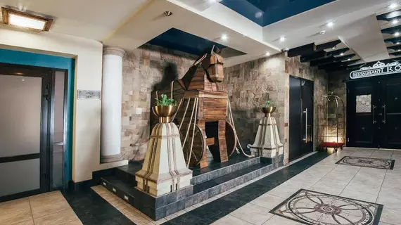 Troy Hotel | Krasnodar Krayı - Krasnodar