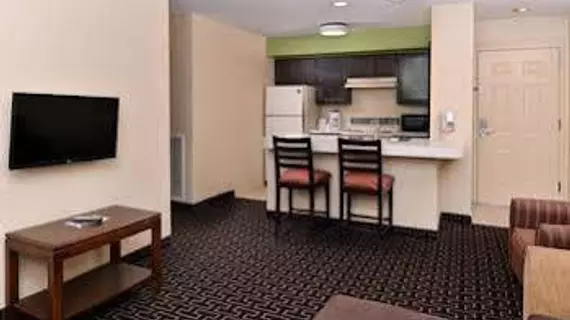 Americas Best Value Inn & Suites Extended Stay | Oklahoma - Tulsa (ve civarı) - Tulsa