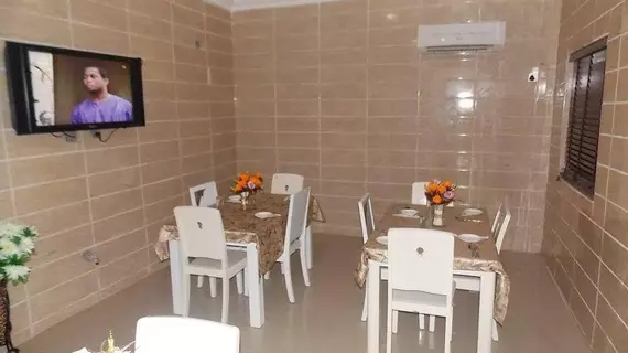 Dublina Suites | Lagos (ve civarı) - Lagos - Festac