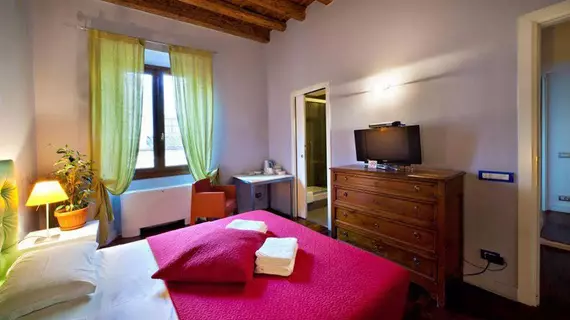 B&B SubUrbe Roma | Lazio - Roma (ve civarı) - Roma Kent Merkezi - Monti