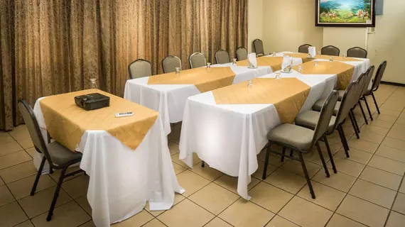 Hotel y Restaurante El Guarco | Cartago (ili) - Cartago (ve civarı) - Cartago