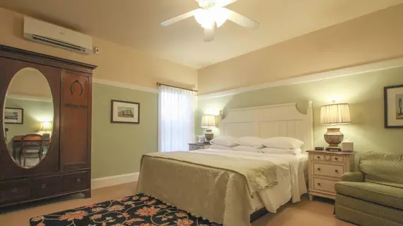 Beach Spa Bed and Breakfast | Virginia - Norfolk - Virginia Beach (ve civarı) - Virginia Beach