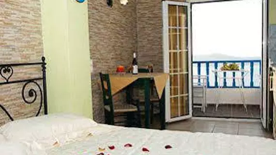 Nikos Kafieris Apts | Ege Adaları - Santorini