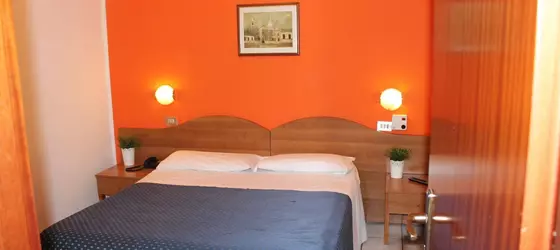 Hotel Catalani e Madrid | Lombardy - Milano (ve civarı) - Milano - Citta Studi