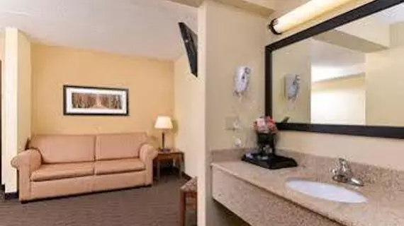 AmericInn Lodge & Suites Fergus Falls | Minnesota - Fergus Falls (ve civarı) - Fergus Falls