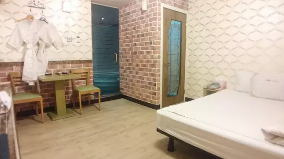 BENHUR MOTEL | Gyeonggi - Seul (ve civarı) - Jongno - Daehangno