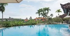 RedDoorz Plus near Batubelig Beach | Bali - Badung - Seminyak - Batubelig