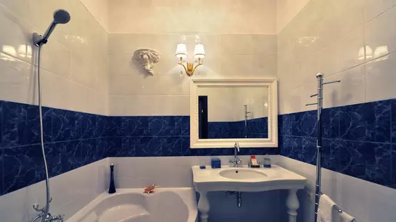 Queen Valery Hotel | Odessa Oblastı - Odessa - Odessa Kent Merkezi