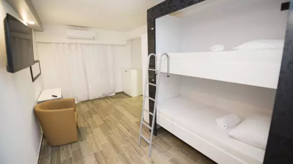 Hostel Sveti Kriz | Split-Dalmaçya - Kastela