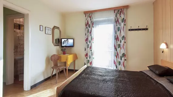 Hotel Kuhn | Trentino-Alto Adige - Güney Tirol (il) - Terlano