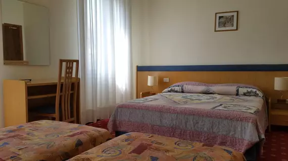 Hotel Montepiana | Venedik (ve civarı) - Mestre