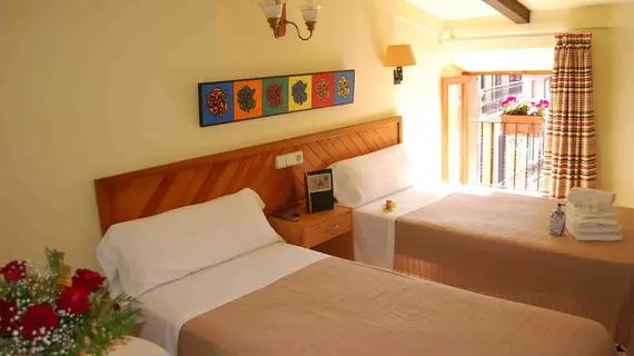 Hostal Ca'n Tiu | Balearic Adaları - Mayorka Adası - Raiguer