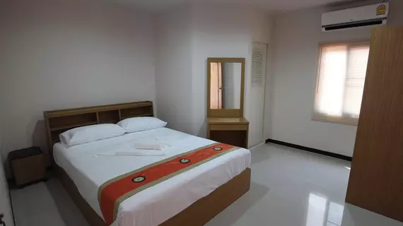 B Place Guesthouse | Krabi İli - Ko Phi Phi