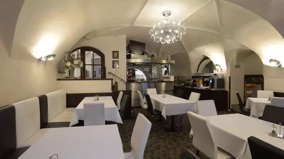 Hotel Grand | Güney Bohemya (bölge) - Cesky Krumlov