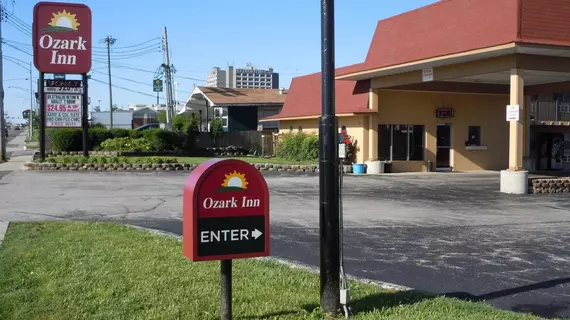 Ozark Inn Springfield | Missouri - Springfield (ve civarı) - Springfield