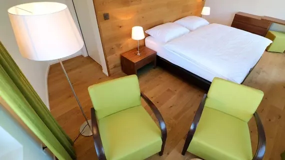 Guarda Lodge | Maloja District - Graubuenden - Guarda