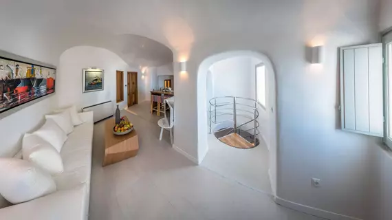 Elite Suites | Ege Adaları - Santorini