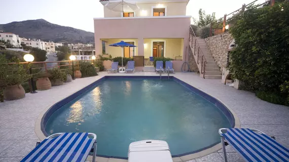 Aloni Villas | Girit Adası - Rethimnon (bölge) - Rethimnon