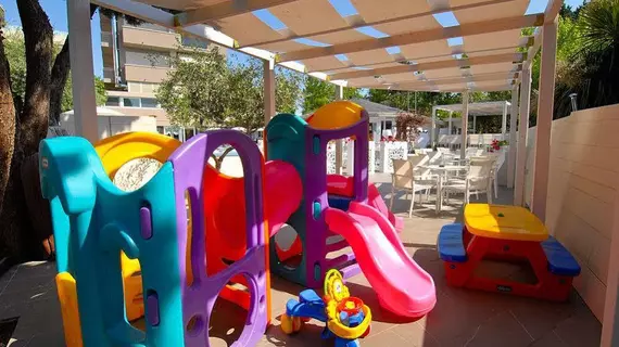 Hotel Pacific | Rimini (vilayet) - Cattolica