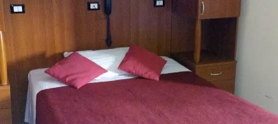 Hotel Le Tre Stazioni | Liguria - Cenova (il) - Ponente - Cenova (ve civarı) - Cenova