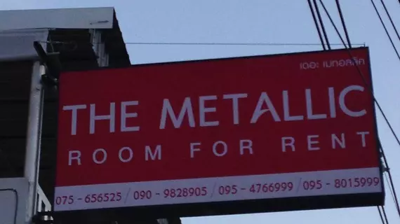 The Metallic Hostel | Krabi İli - Ko Lanta