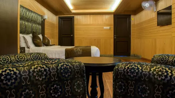 Hotel Pacific | Cammu ve Keşmir - Srinagar (ve civarı) - Srinagar