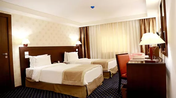 Seven Roses Hotel | Amman İli - Amman (ve civarı) - Amman