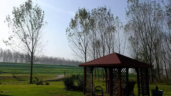 Corte Stellata | Emilia-Romagna - Ferrara (vilayet) - Bondeno