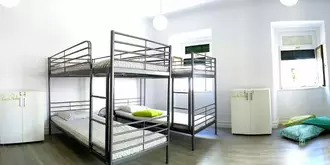 Aloha Hostel