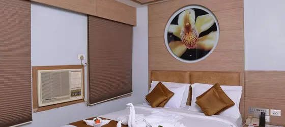 Sree Bharani Hotels | Tamil Nadu - Palayankottai