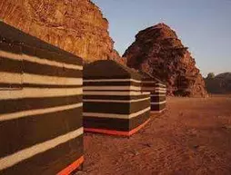 Black Irish Camp And Tours | Akabe İli - Wadi Rum