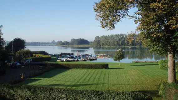 Fischerwiege am Passader See | Schleswig-Holstein - Passade