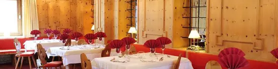 Alpinresort Hotel Reschnerhof | Trentino-Alto Adige - Güney Tirol (il) - Curon Venosta