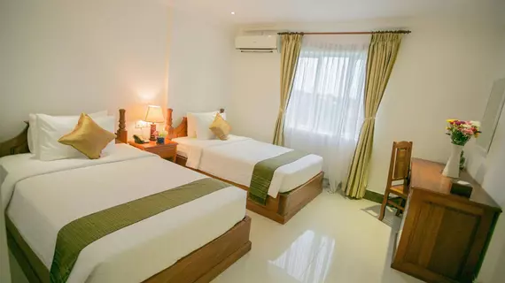 Nagara Angkor Boutique | Siem Reap (ili) - Siem Reap - Sok San Yolu