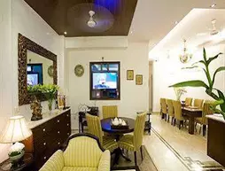 Evergreen Suites Defence Colony | Batı Delhi - Ulusal Eyalet Başkenti Delhi - Delhi (ve civarı) - Yeni Delhi - Defence Colony Muhiti