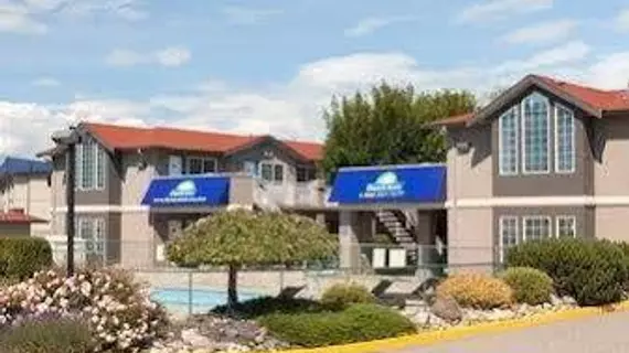 Days Inn Kelowna | Britanya Kolombiyası - Kelowna - Rutland