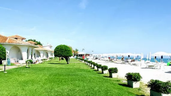 Family Beach Resort Il Girasole | Marche - Pesaro and Urbino (vilayet) - Mondolfo