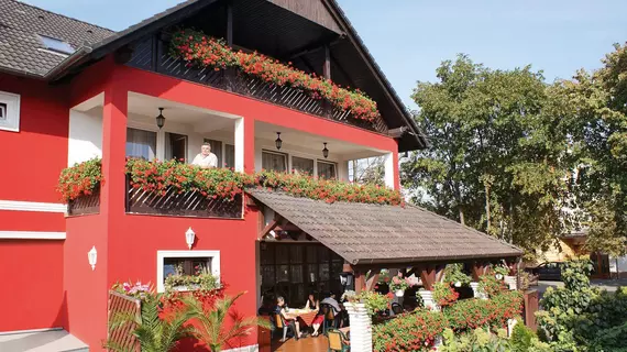 Korona Pension and Restaurant | Zala ili