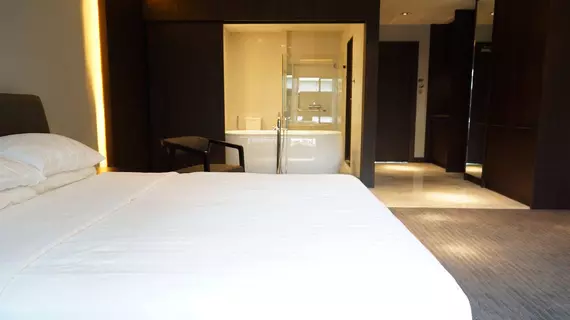 S Ratchada Leisure Hotel | Bangkok - Ratchadaphisek