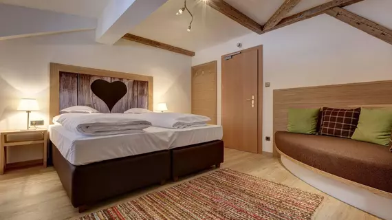 Hotel Burgfrieden | Trentino-Alto Adige - Güney Tirol (il) - Gais