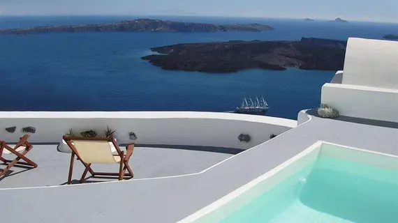 Irida Santorini | Ege Adaları - Santorini