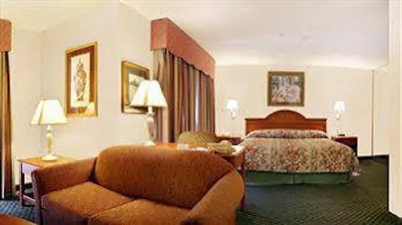 Holiday Inn Express Hotel & Suites Oklahoma City - Penn Square | Oklahoma - Oklahoma City (ve civarı) - Oklahoma