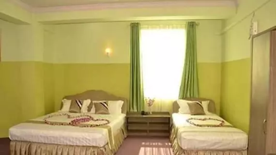 Shwe Ye Mon Hotel | Mandalay Bölgesi - Mandalay