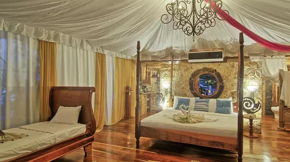 Ocho Artisan Bungalows | Guanacaste - Tamarindo